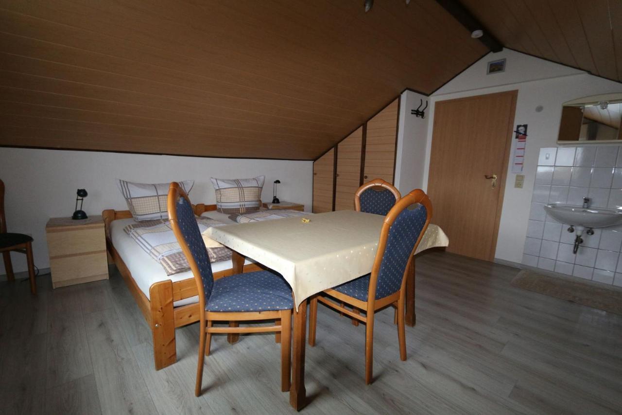 Haus Anne Hotell Neunkirchen  Eksteriør bilde