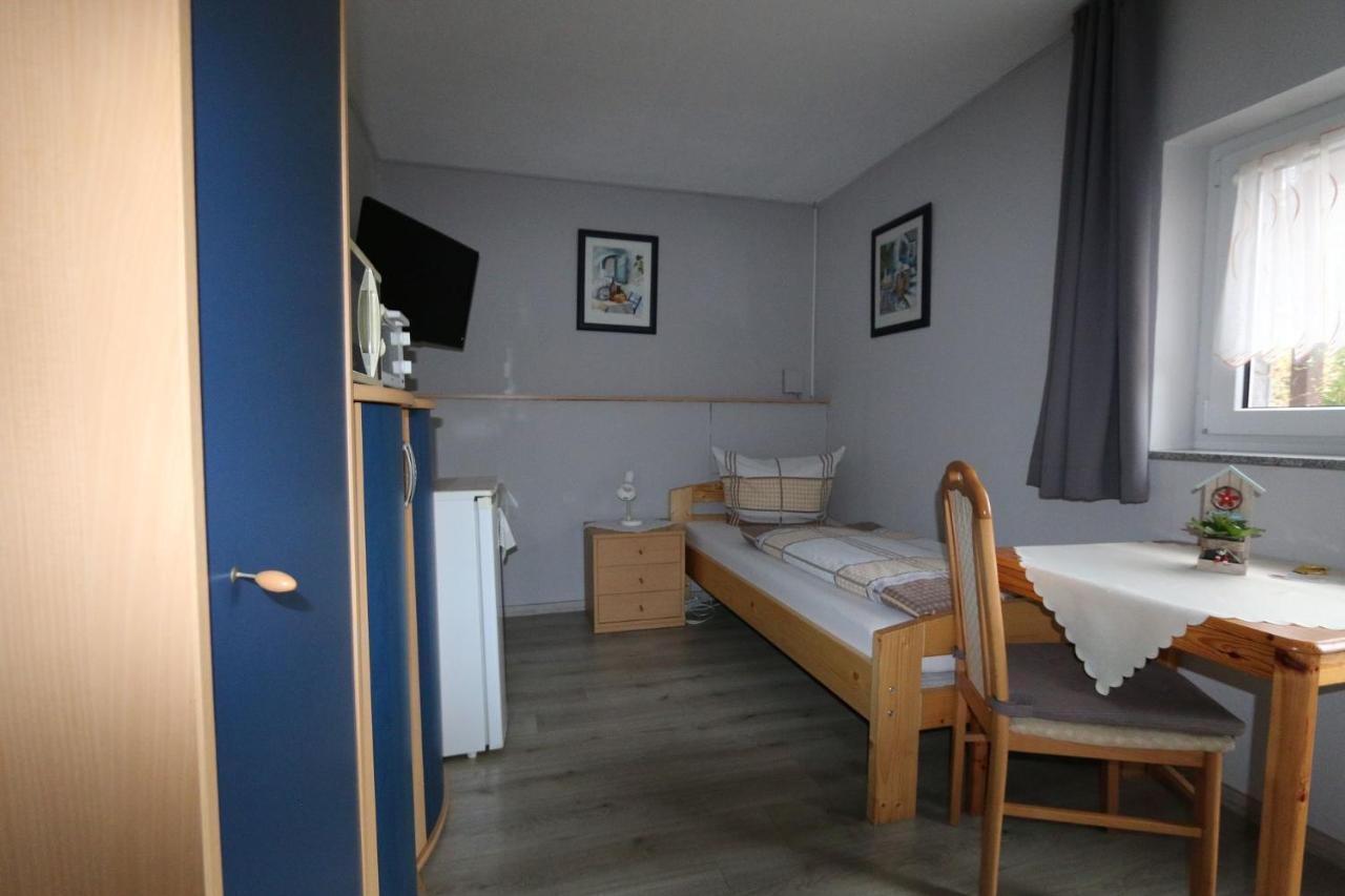 Haus Anne Hotell Neunkirchen  Eksteriør bilde